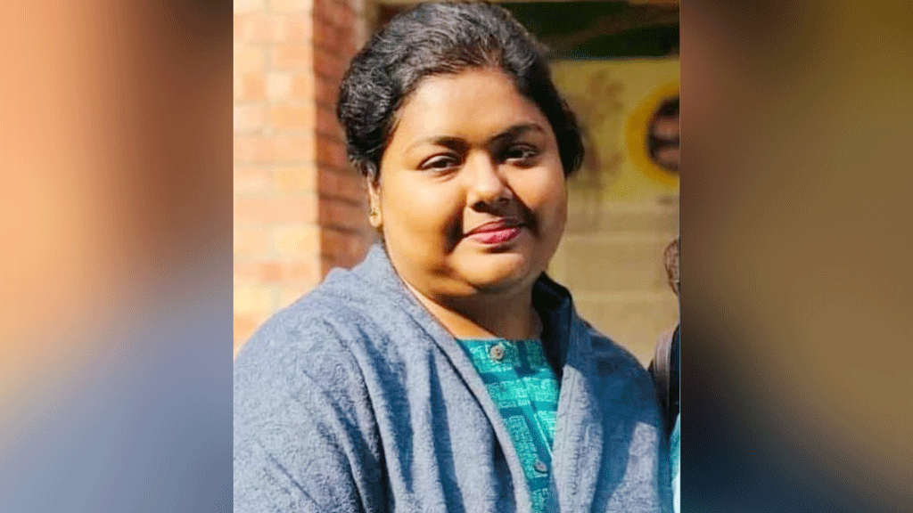 জাকসুর কার্যক্রম পরিচালনা করতে এসে এক শিক্ষকের মৃত্যু