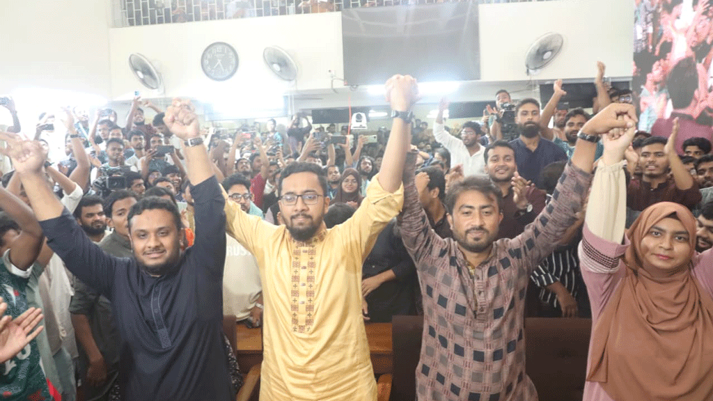 জাবির ২১ হল সংসদে ভিপি-জিএস পদে বিজয়ী যারা