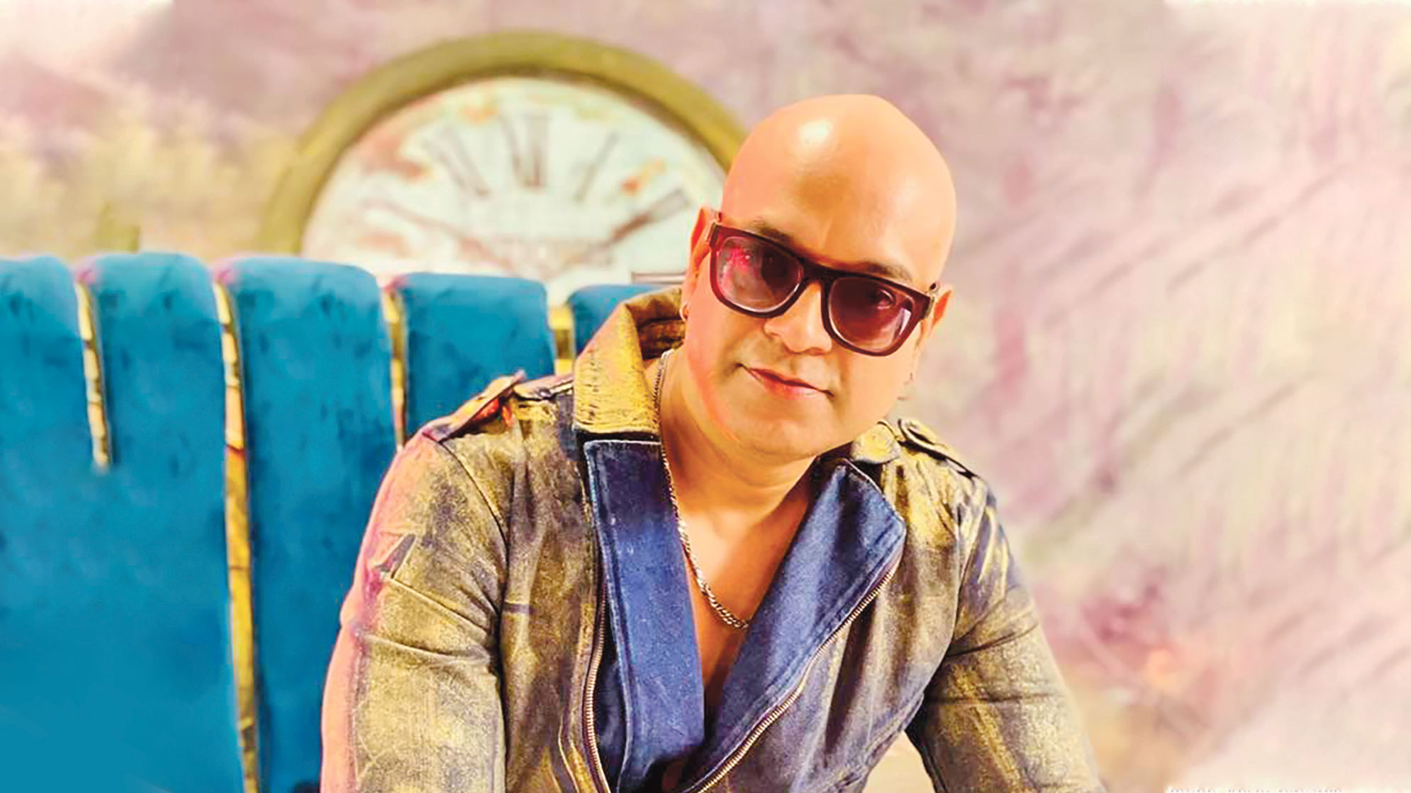 মিলনের নতুন গান ‘ট্রেডমিল’