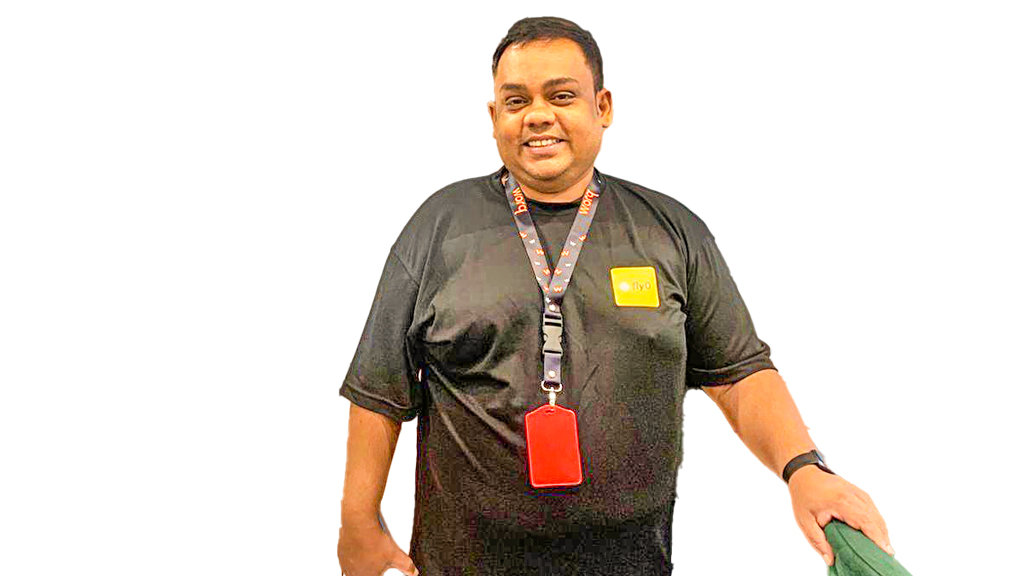 চাকরি শুধু বেতন পাওয়ার জায়গা নয়