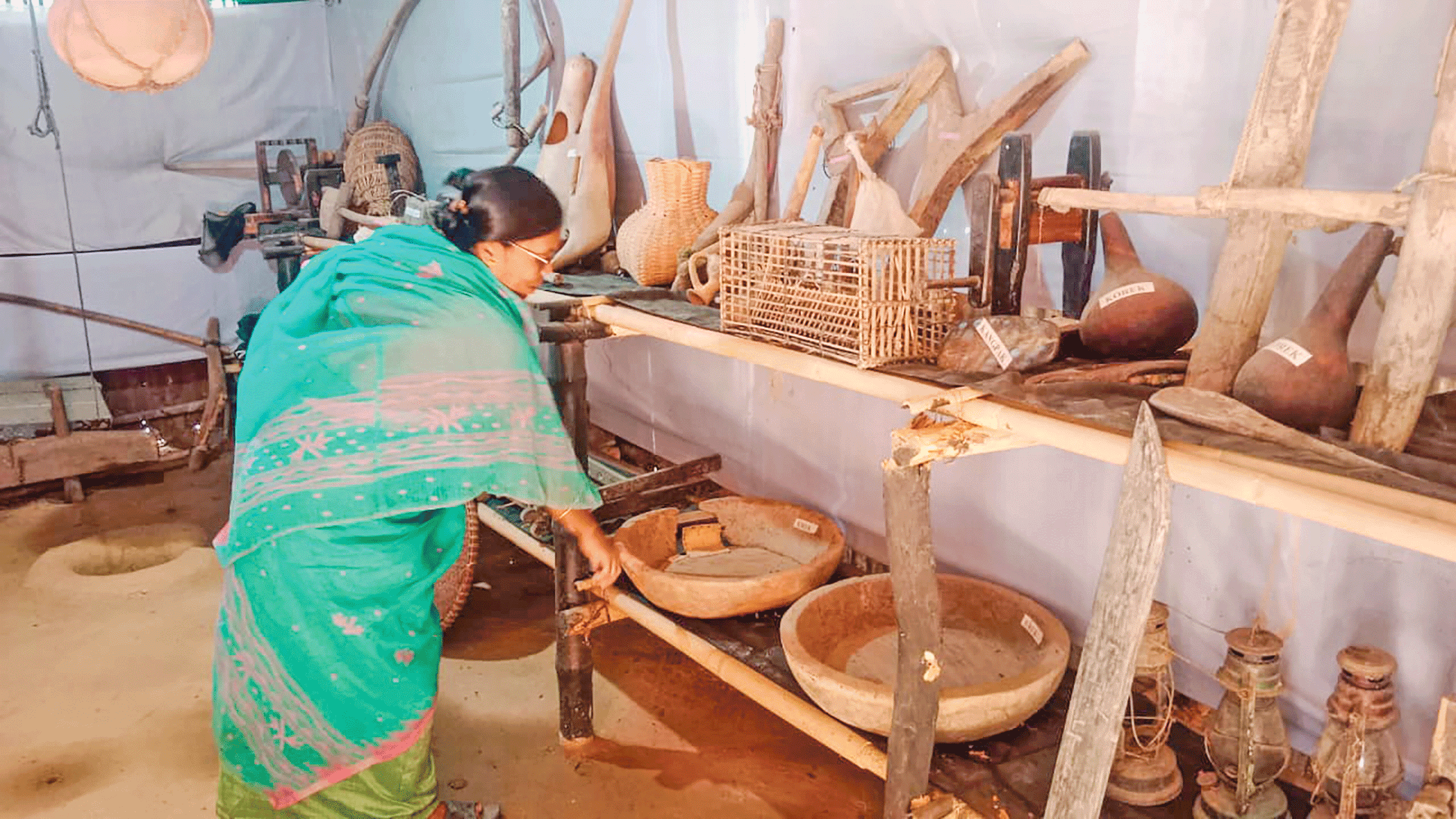 ঘুরে আসুন মণিপুরি জাদুঘর