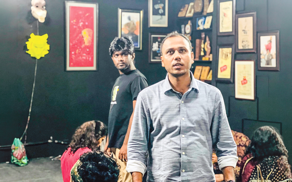 মঞ্চনাটক: ঢাকার মঞ্চে আসছে পাওলো কোয়েলহোর ‘দ্য আলকেমিস্ট’