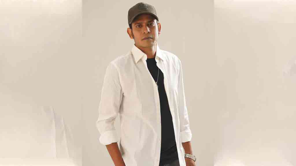 মনে হচ্ছে দেড় যুগ আগে ফিরে গেছি