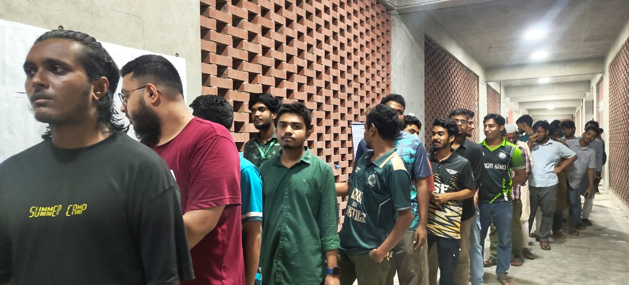 জাকসু নির্বাচনে কোন হলে কত ভোট পড়েছে