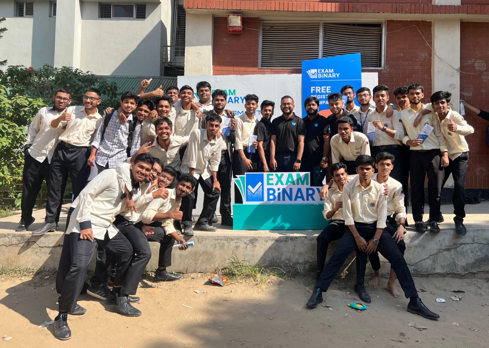 মনিপুর উচ্চবিদ্যালয়ে এআই দিয়ে পাঠদানের প্রদর্শনী করল এক্সামবাইনারি