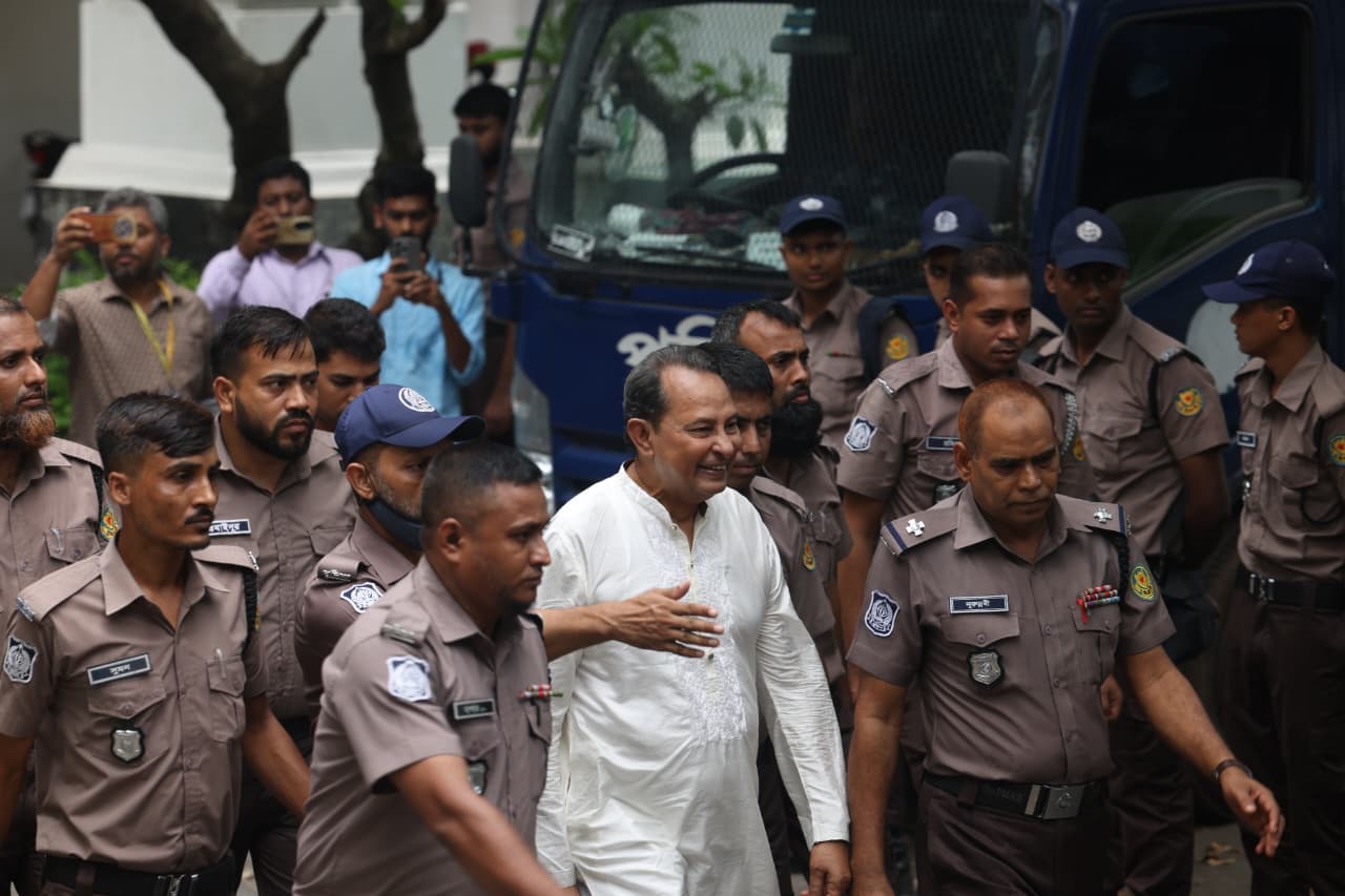 ইনুকে ১০ বছরের কারাদণ্ড