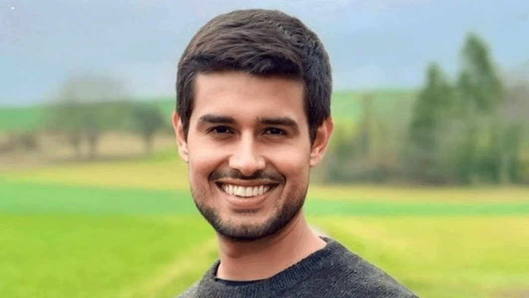 ‘ককরোচ’ হয়ে ধ্রুব রাঠির ভারতে ফেরা ভাইরাল