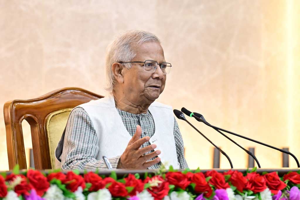 আমাদের যতটুকু সরঞ্জাম ও সুবিধা আছে, স্বাস্থ্যসেবার ২৫ শতাংশ উন্নতি সম্ভব: প্রধান উপদেষ্টা