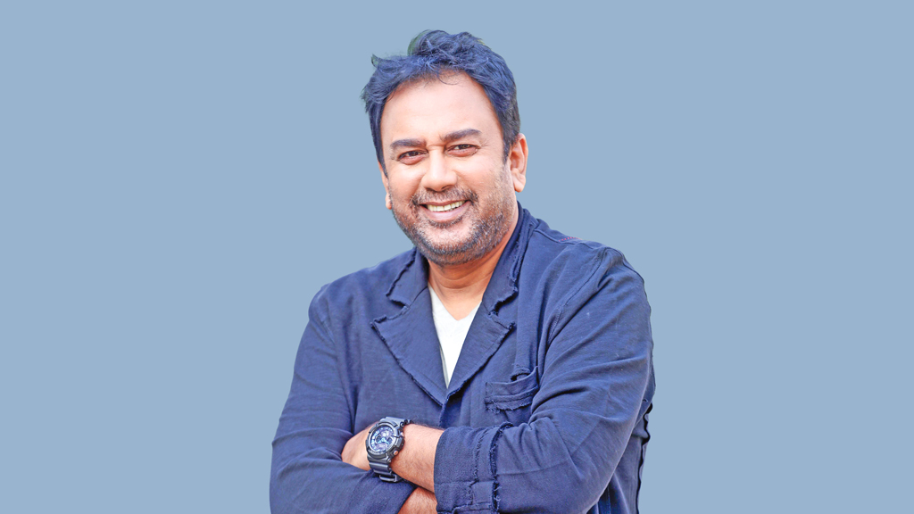 মেগাস্টার বিতর্ক নিয়ে মুখ খুললেন জাহিদ হাসান