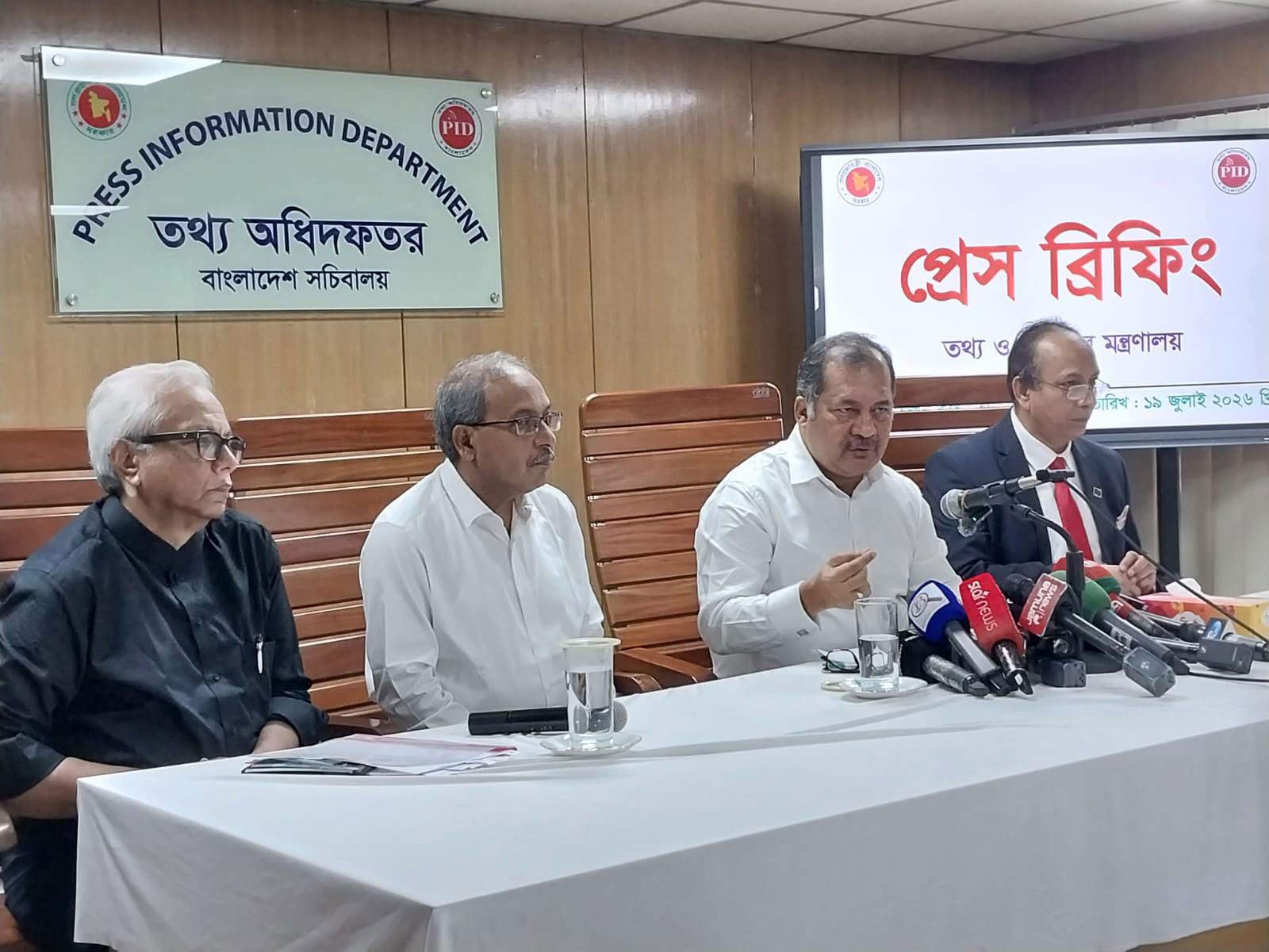 গত বিশ্বকাপ সম্প্রচারে লুটপাট হয়েছে, এবার খরচ উঠে ঘাটতি ৪-৫ কোটি টাকা: তথ্যমন্ত্রী