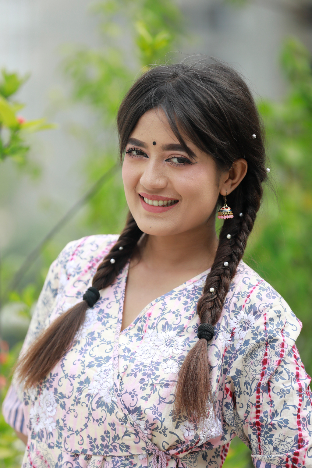 জেবা, মেকআপ: শোভন মেকওভার, ছবি: হাসান রাজা