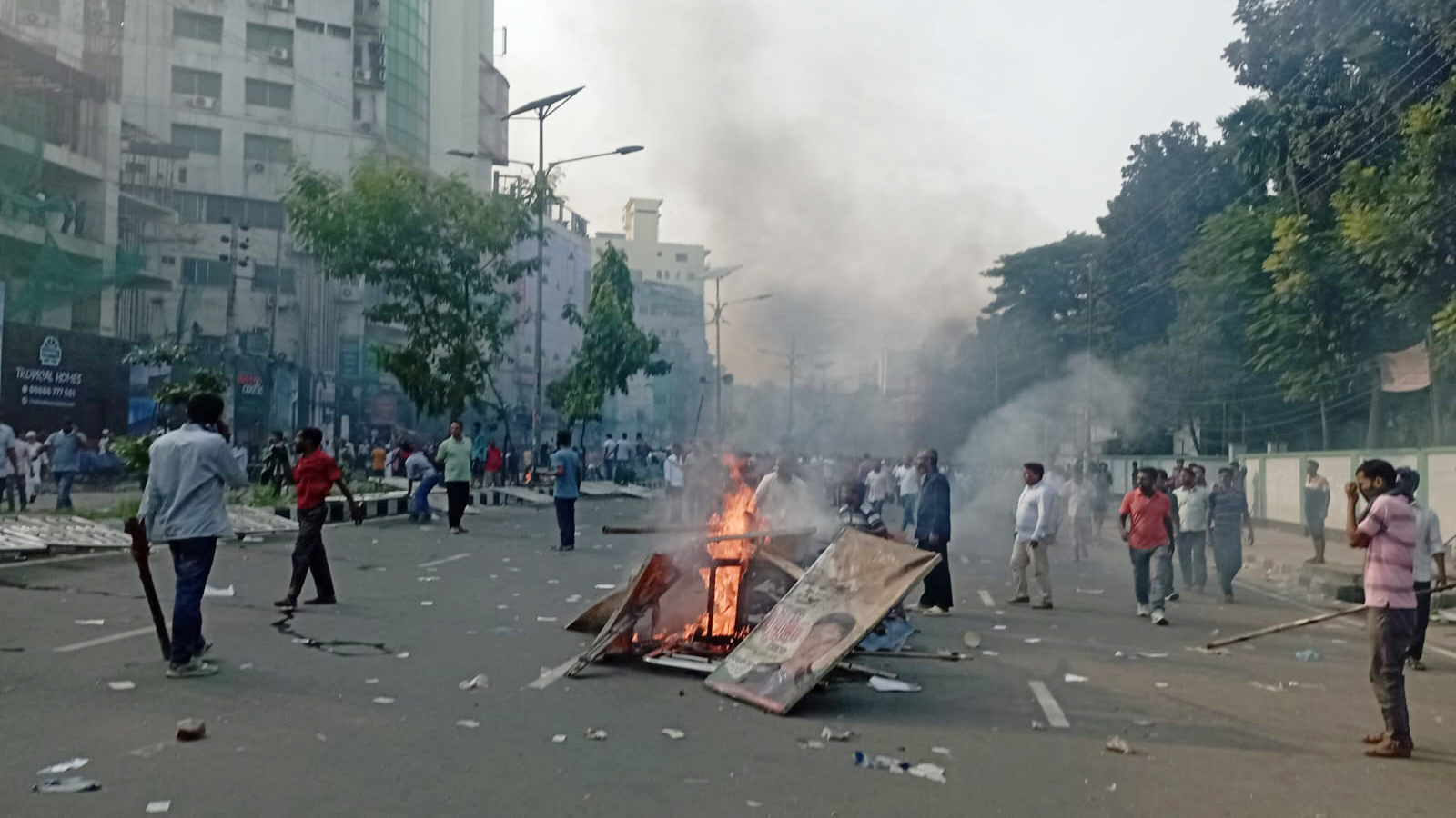 বিএনপির মহাসমাবেশ পণ্ড: রোববার সারা দেশে হরতাল