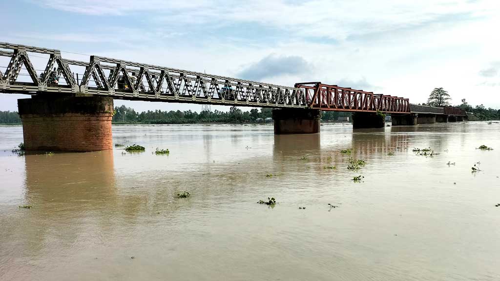 সোনাহাট সেতু দিয়ে রাতে ২ সপ্তাহ বন্ধ থাকবে যান চলাচল 