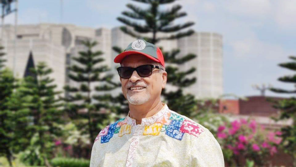 মুক্তিযোদ্ধা ক্যাটাগরিতে দেশসেরা করদাতা আমজাদ হোসেন