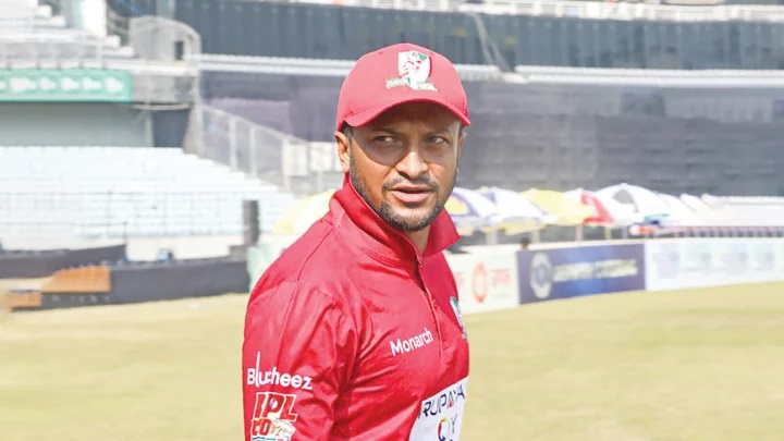 লাহোর কালান্দার্সে সাকিব