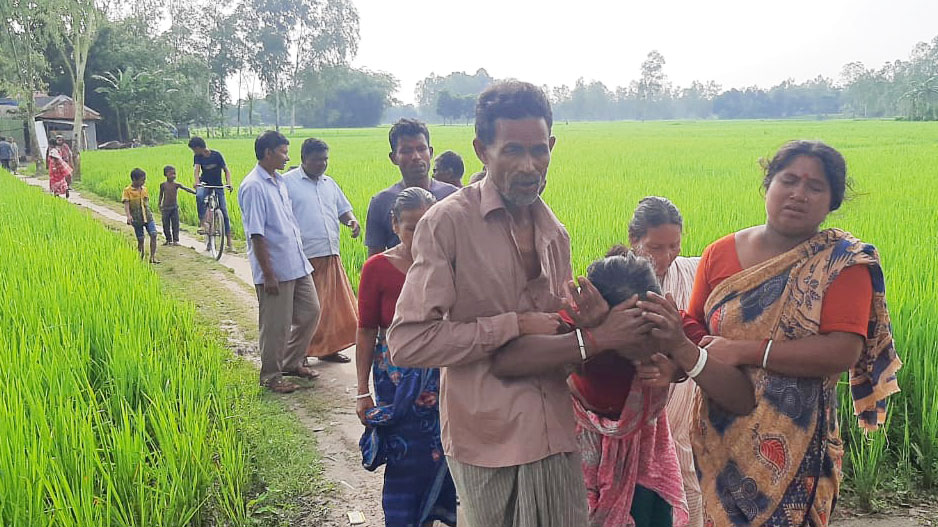 নৌকাডুবিতে একই পরিবারের ৪ জনের মৃত্যু