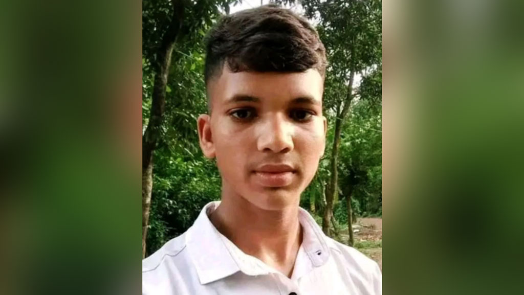 ৫ দিন পর সড়ক দুর্ঘটনায় আহত স্কুলছাত্রের মৃত্যু