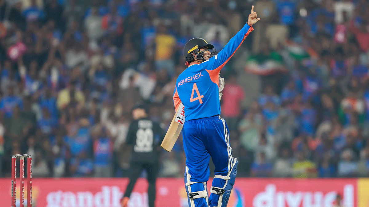 শূন্যের হ্যাটট্রিক করা অভিষেকেই আস্থা ভারতের