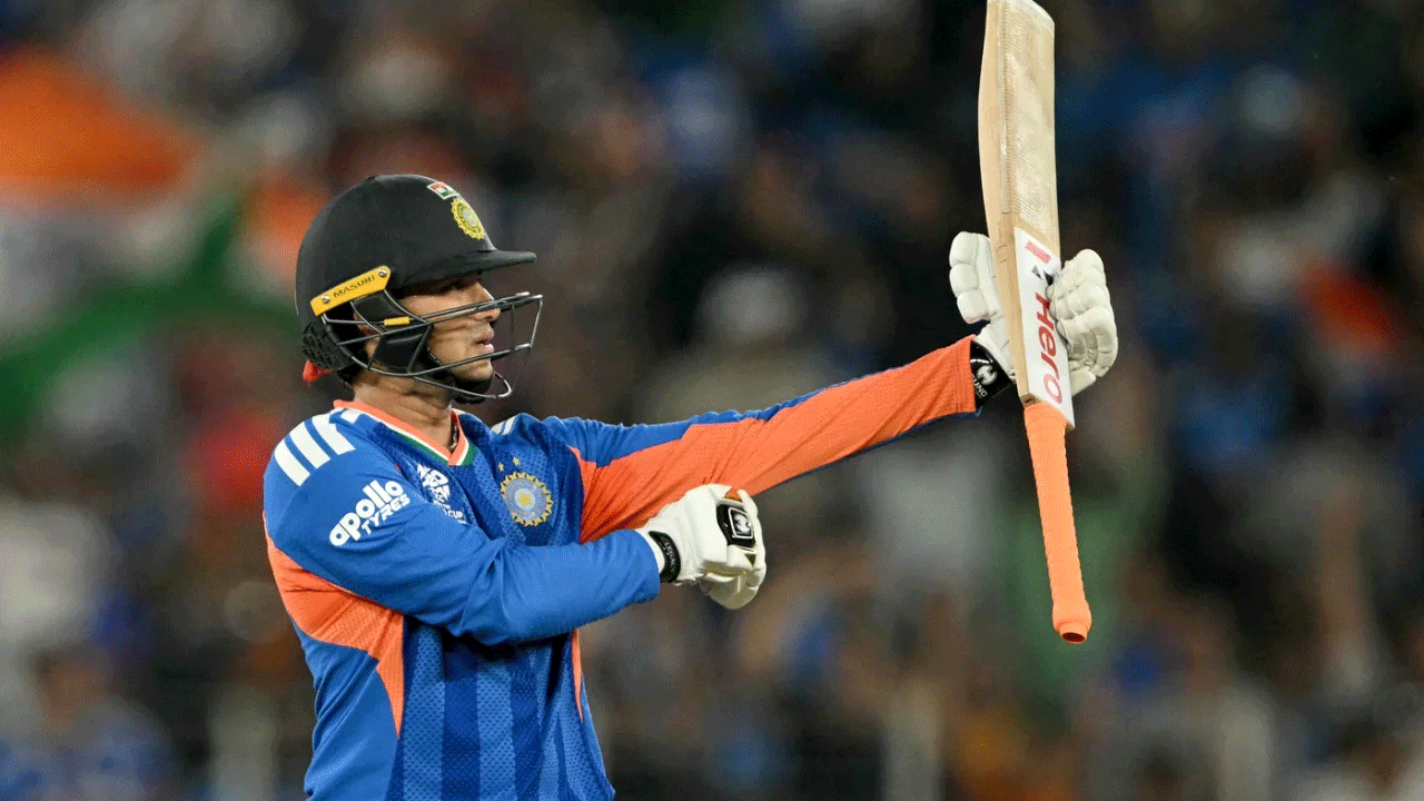 সেরাটা ফাইনালের জন্য জমিয়ে রেখেছিলেন অভিষেক