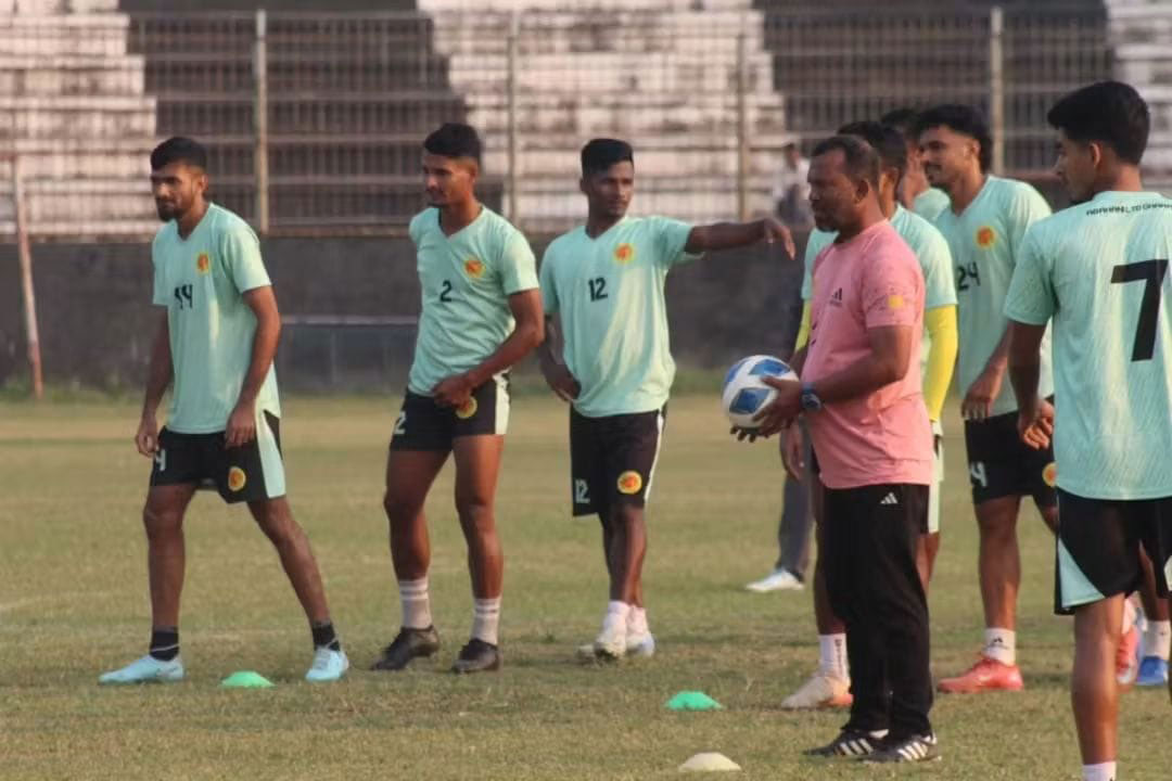 কুমিল্লায় মোহামেডান-আবাহনী লড়াই আজ