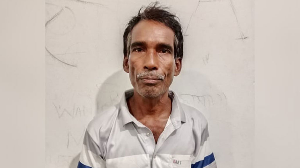 মেয়ে হত্যার অভিযোগে মায়ের মামলায় বাবা গ্রেপ্তার