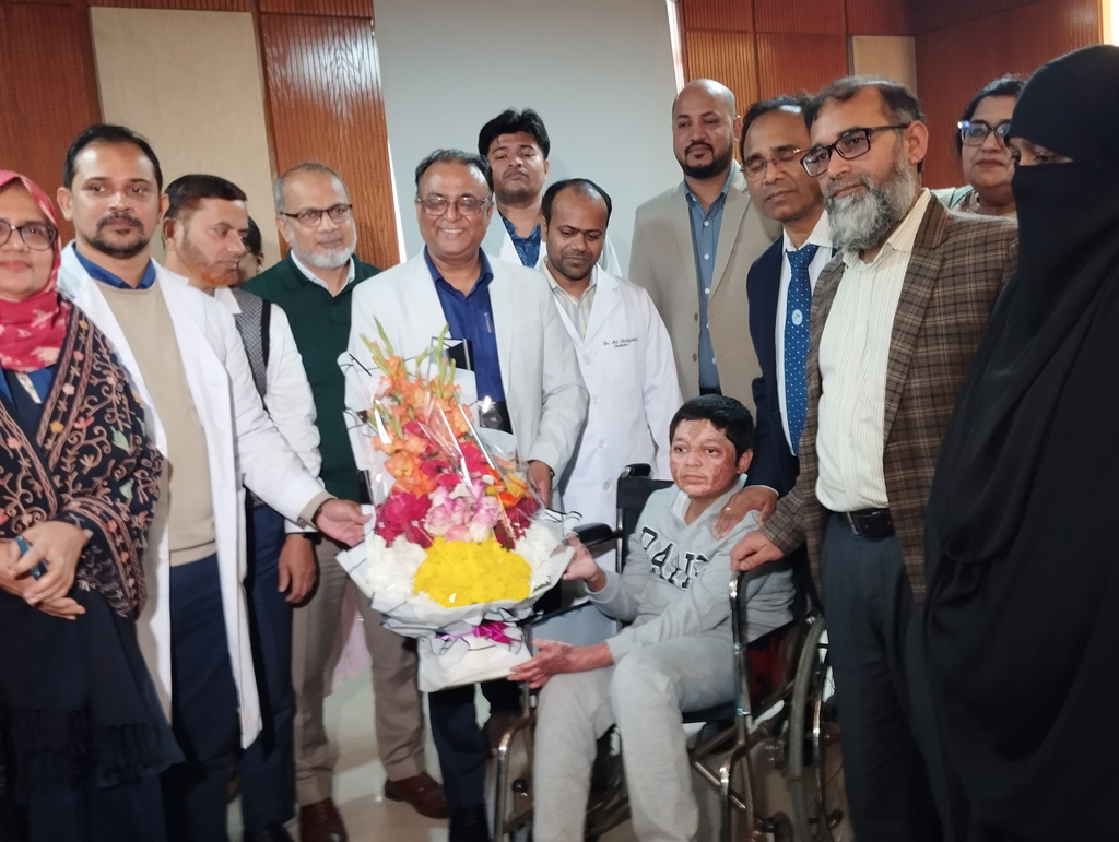 মাইলস্টোন ট্র্যাজেডি: ১৮৩ দিন পর বাড়ি ফিরল আবিদ