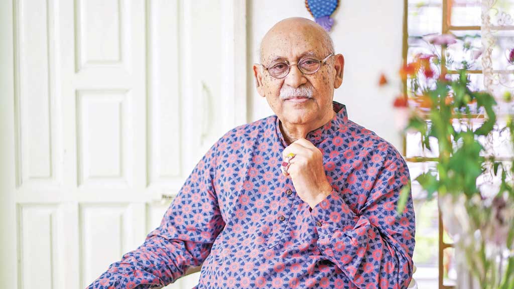 বিটিভির দুই নাটকে আবুল হায়াত, পরিকল্পনা করছেন নতুন নাট্য নির্মাণের