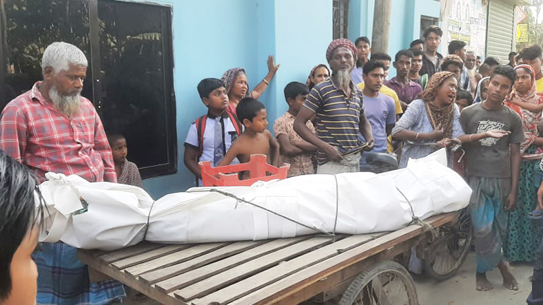 বেতন দিতে দেরি করায় অভিমানে স্কুলছাত্রীর আত্মহত্যা 