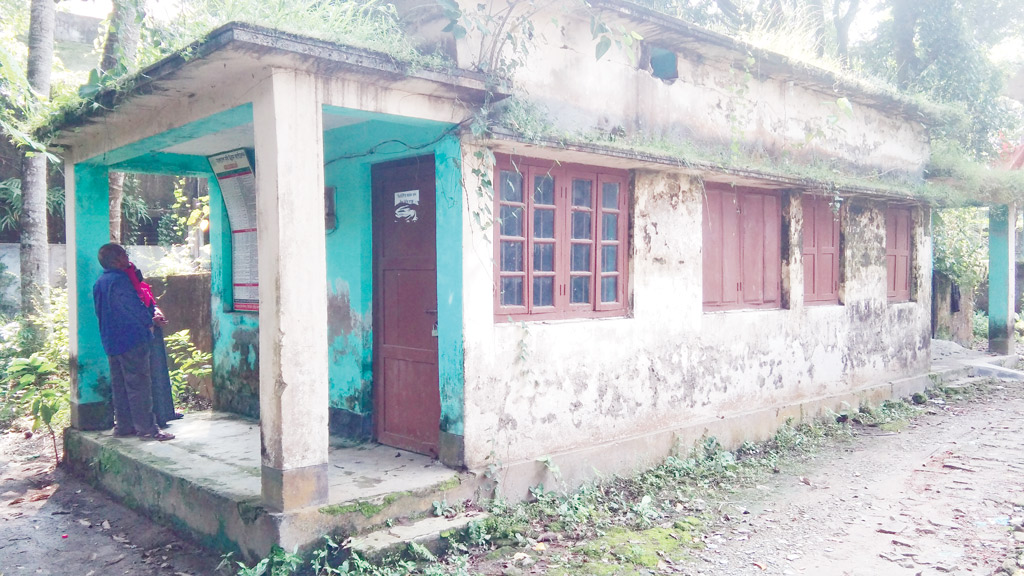 ছয় মাস ধরে তালাবদ্ধ বিএডিসির কার্যালয়