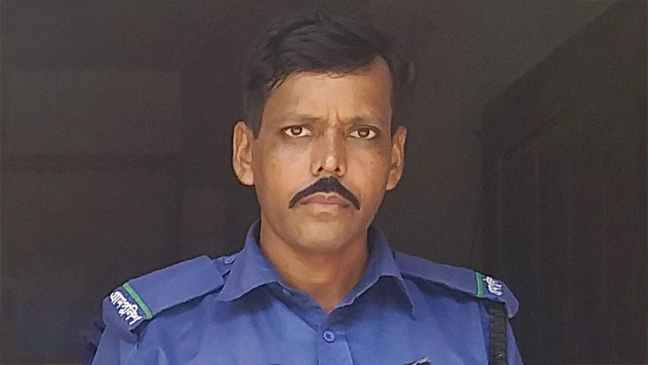 ফকিরহাটে ধর্ষণের অভিযোগে গ্রাম পুলিশ গ্রেপ্তার