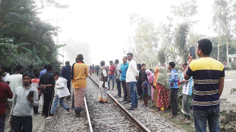 আদিতমারীতে ট্রেনে কাটা পড়ে বৃদ্ধার মৃত্যু