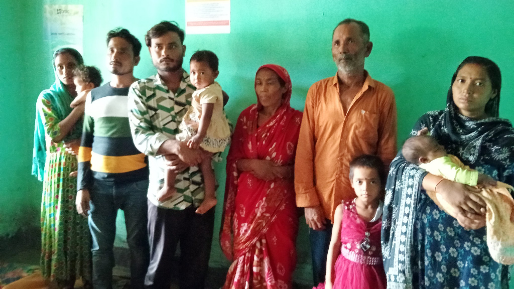 আদিতমারী সীমান্তে শিশুসহ ১০ জনকে পুশ ইন