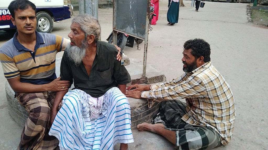 লালমোহনে ট্রলির চাপায় তৃতীয় শ্রেণির শিক্ষার্থী নিহত