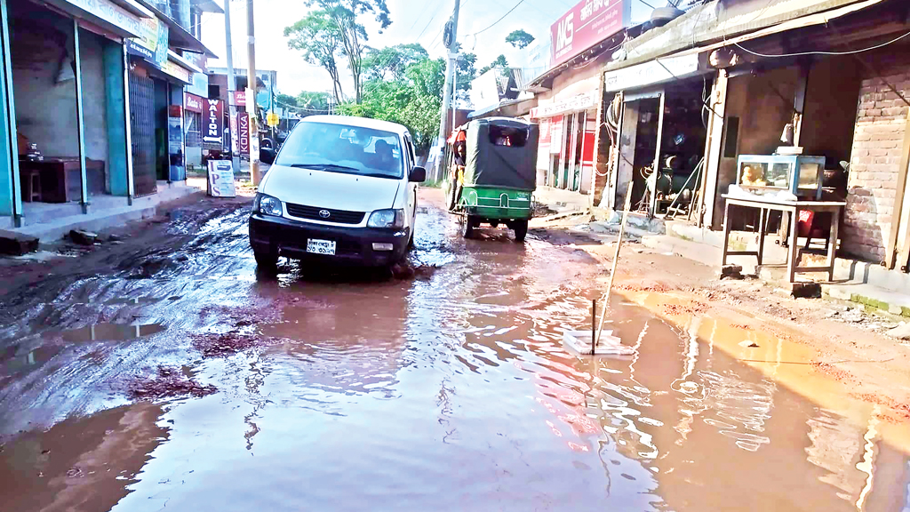 সড়কে খানাখন্দ, ভোগান্তি