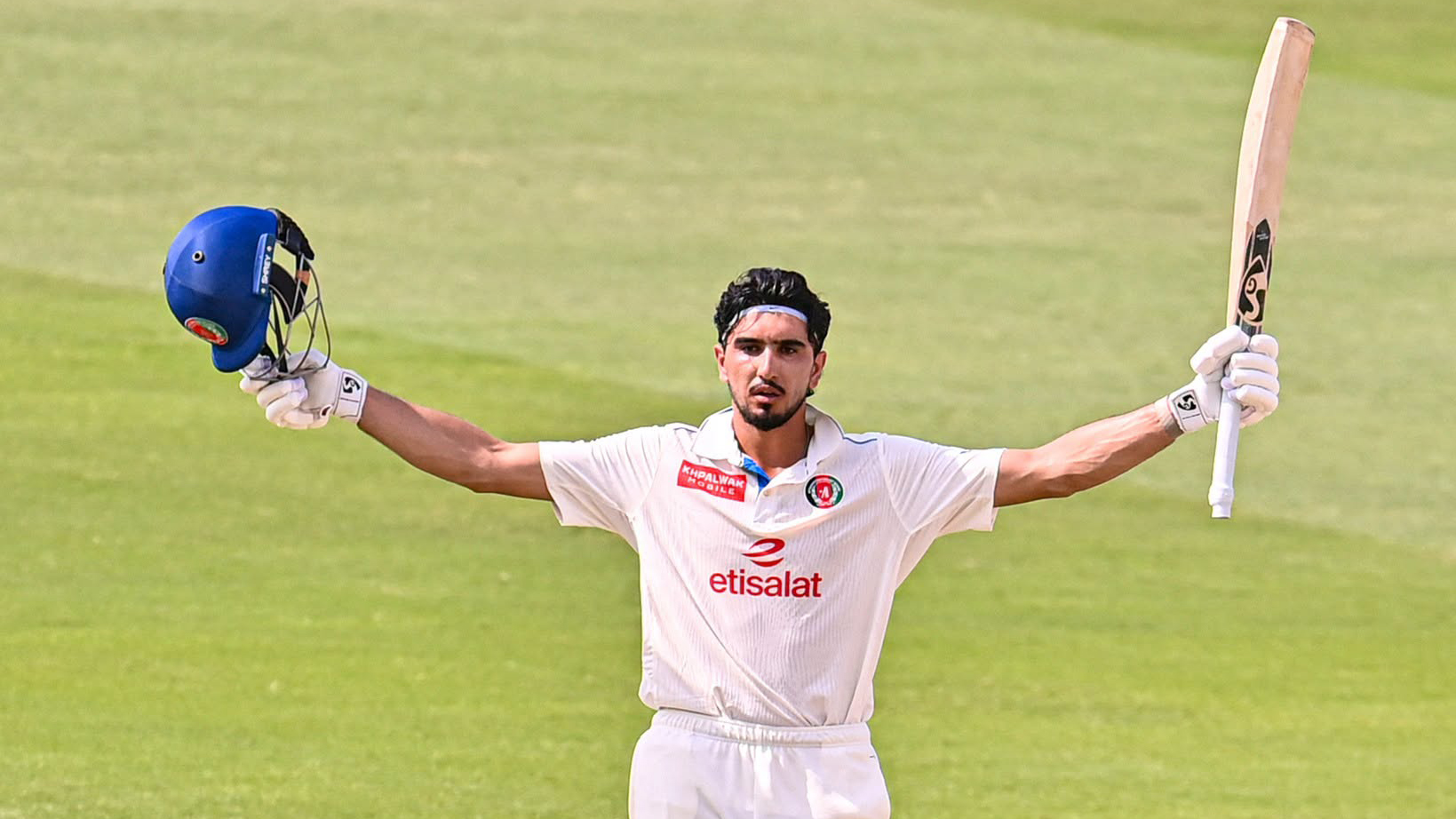 এখনো বাংলাদেশের গলার কাঁটা এই আফগান ক্রিকেটার