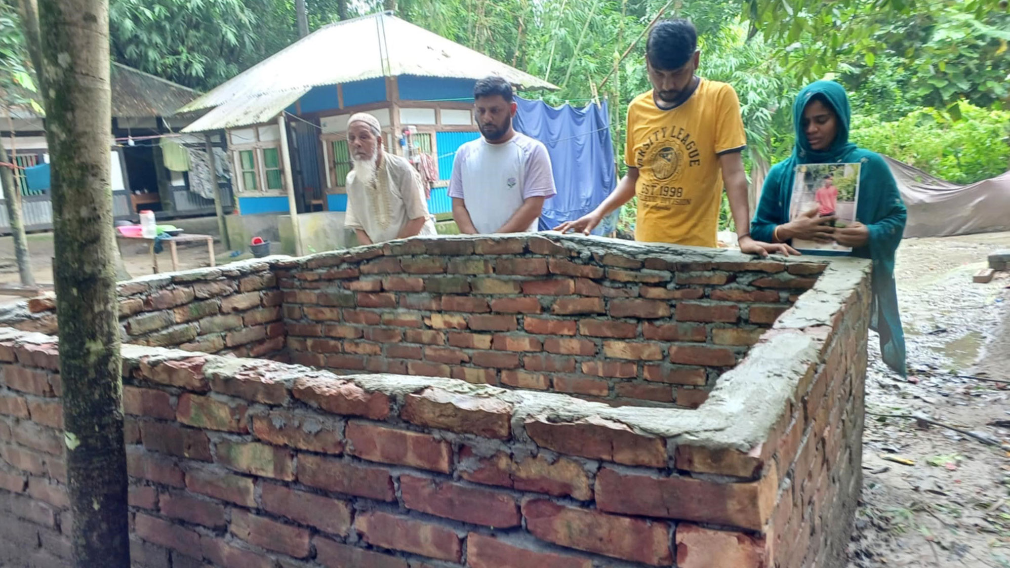 শহীদ সাগরের এক বছর: বাবার বাকরুদ্ধ বেদনা, মায়ের দুঃসহ স্মৃতি
