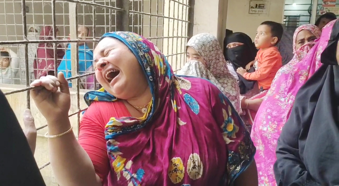 নরসিংদীতে দুই পক্ষের সংঘর্ষ, গুলিবিদ্ধ হয়ে কিশোরের মৃত্যু