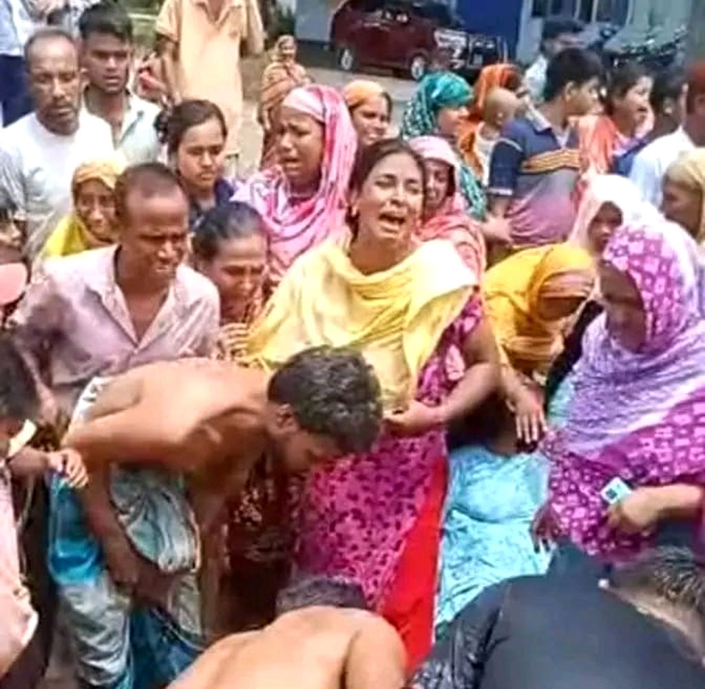 পার্বতীপুরে পুকুরের পানিতে ডুবে দুই শিশু শিক্ষার্থীর মৃত্যু