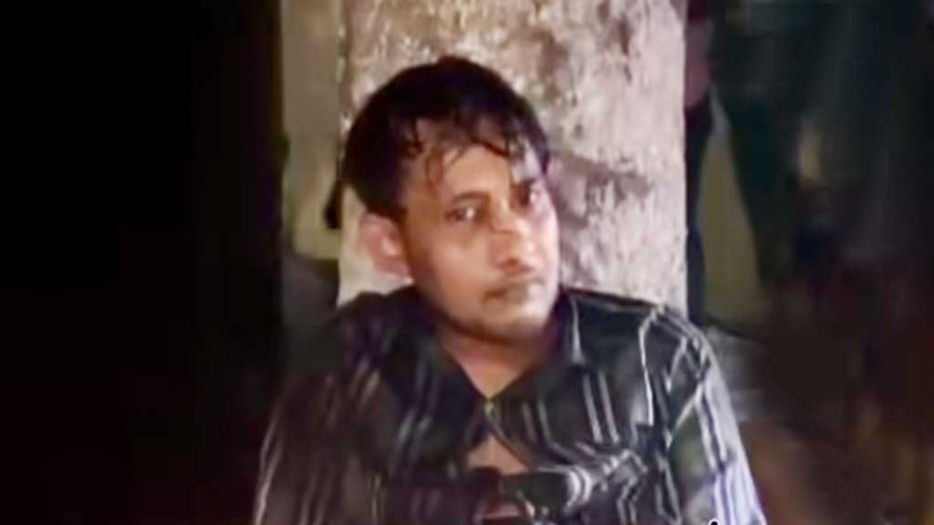 নাটোরে নিষিদ্ধ ঘোষিত সাবেক ছাত্রলীগ নেতাকে পিটিয়ে জখম