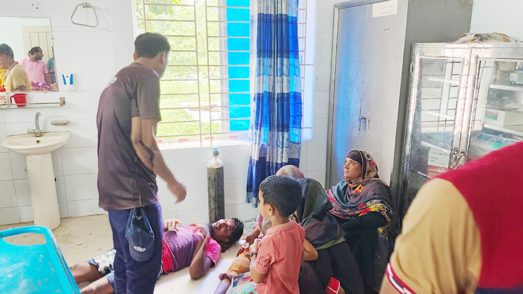 জমি নিয়ে বিরোধে আহত ৩০, আটক ৭