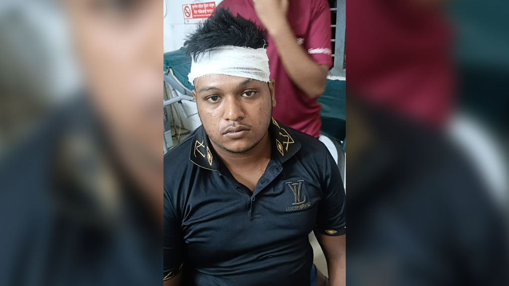 শার্শায় দুই গ্রামের যুবকদের মারামারি, আহত ৬