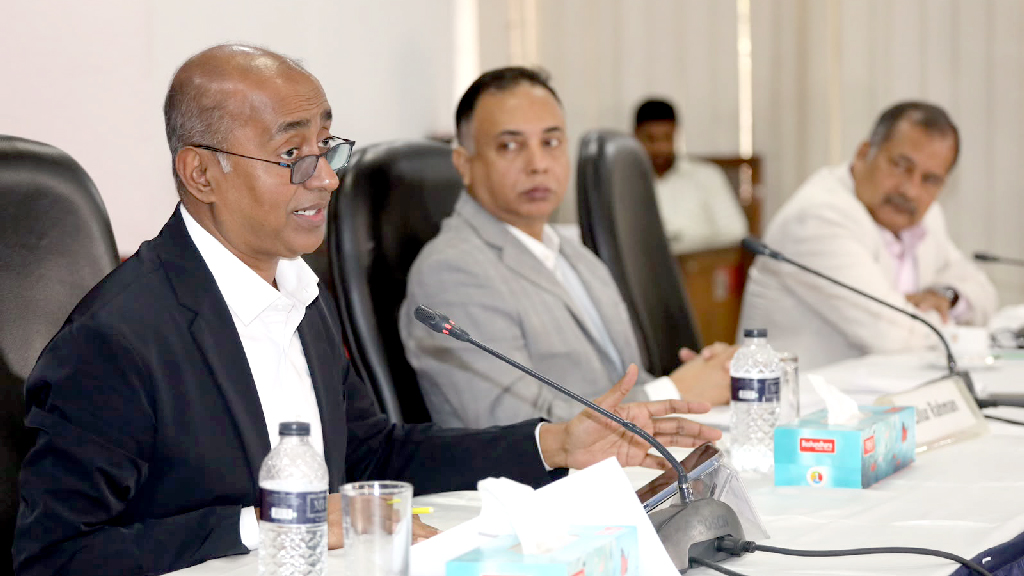 কোনো কাজে ভুল হলে তা সংশোধনের জন্য সরকার উন্মুক্ত: আইনমন্ত্রী
