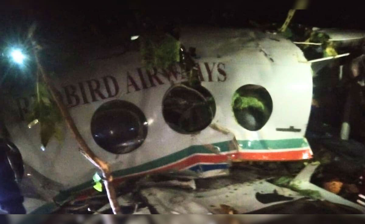 ঝাড়খণ্ডে এয়ার অ্যাম্বুলেন্স বিধ্বস্ত হয়ে নিহত ৭