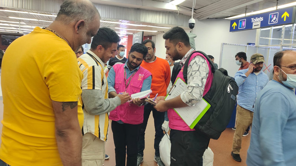 যুক্তরাষ্ট্র থেকে ফিরলেন আরও ২৯ বাংলাদেশি