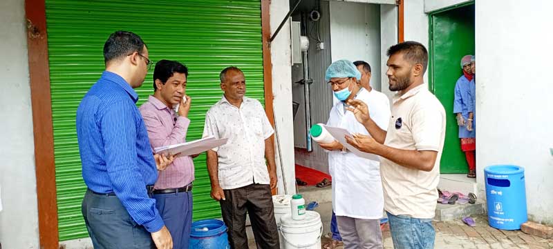 পিরোজপুরে অনুমোদনহীন আইসক্রিম কারখানা সিলগালা, ২ লাখ টাকা জরিমানা
