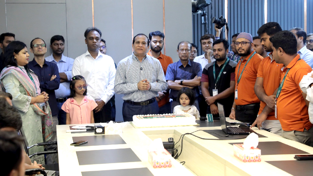 ‘নিরপেক্ষ সাংবাদিকতায় অটল আজকের পত্রিকা’