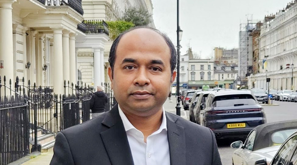 লন্ডন হাইকমিশনের প্রেস মিনিস্টার আকবর হোসেনের পদত্যাগ