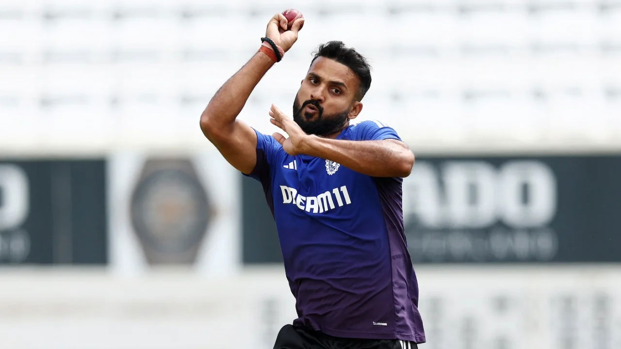 আইসিসির কাছে ভারতীয় ক্রিকেটারের শাস্তির দাবি করছেন কোচ