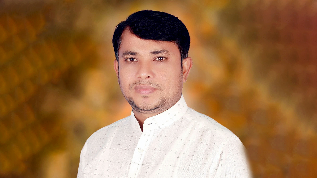 কেরানীগঞ্জে রাতের আঁধারে মাটি লুট, গ্রেপ্তার ১