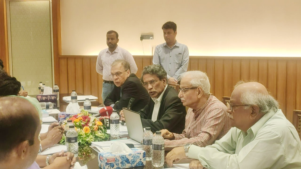 জাতীয় ঐকমত্য কমিশনের সহসভাপতি অধ্যাপক আলী রীয়াজ। ছবি: আজকের পত্রিকা
